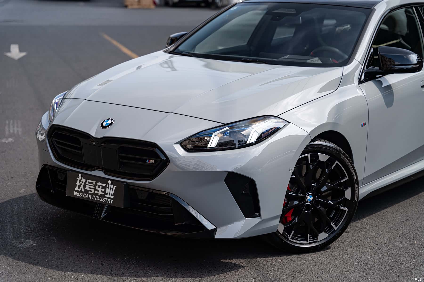 BMW M2, 2025 все фото