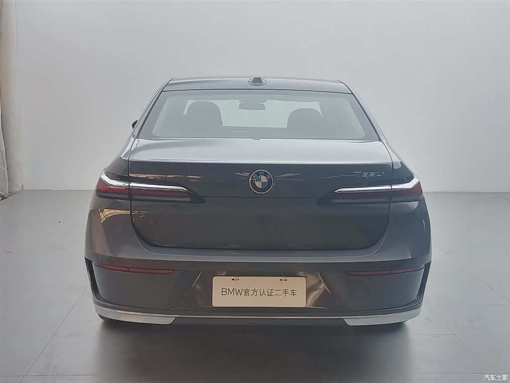 BMW 7 Series, 2024 все фото