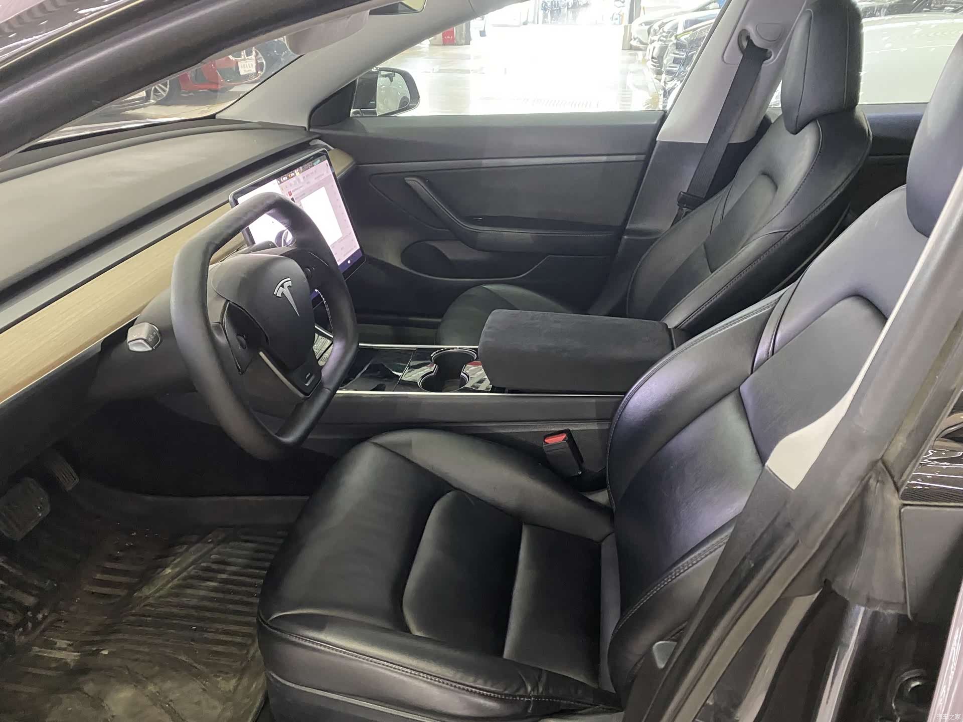 Tesla Model 3, 2020 3