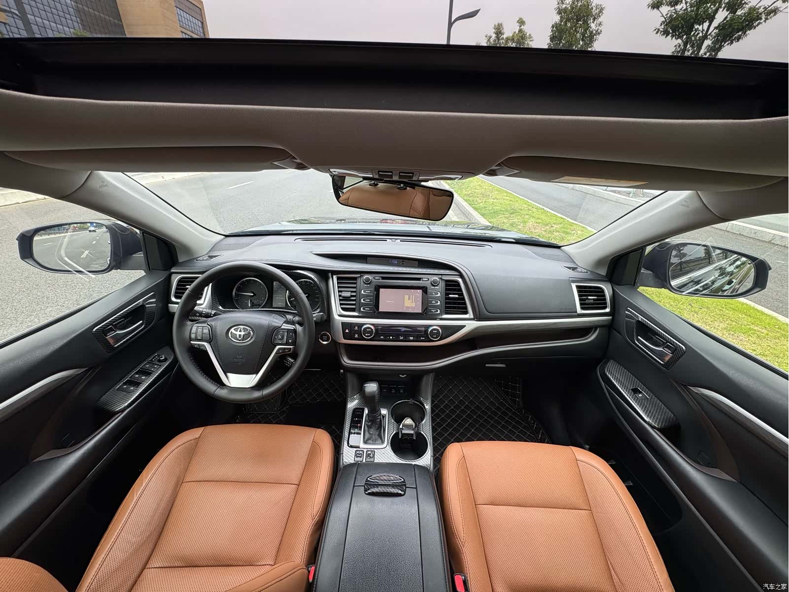 Toyota Highlander, 2020 все фото