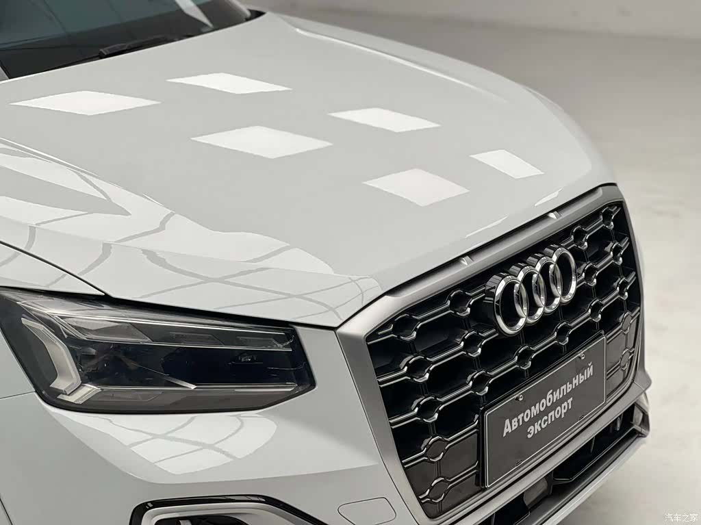 Audi Q2L, 2022 6