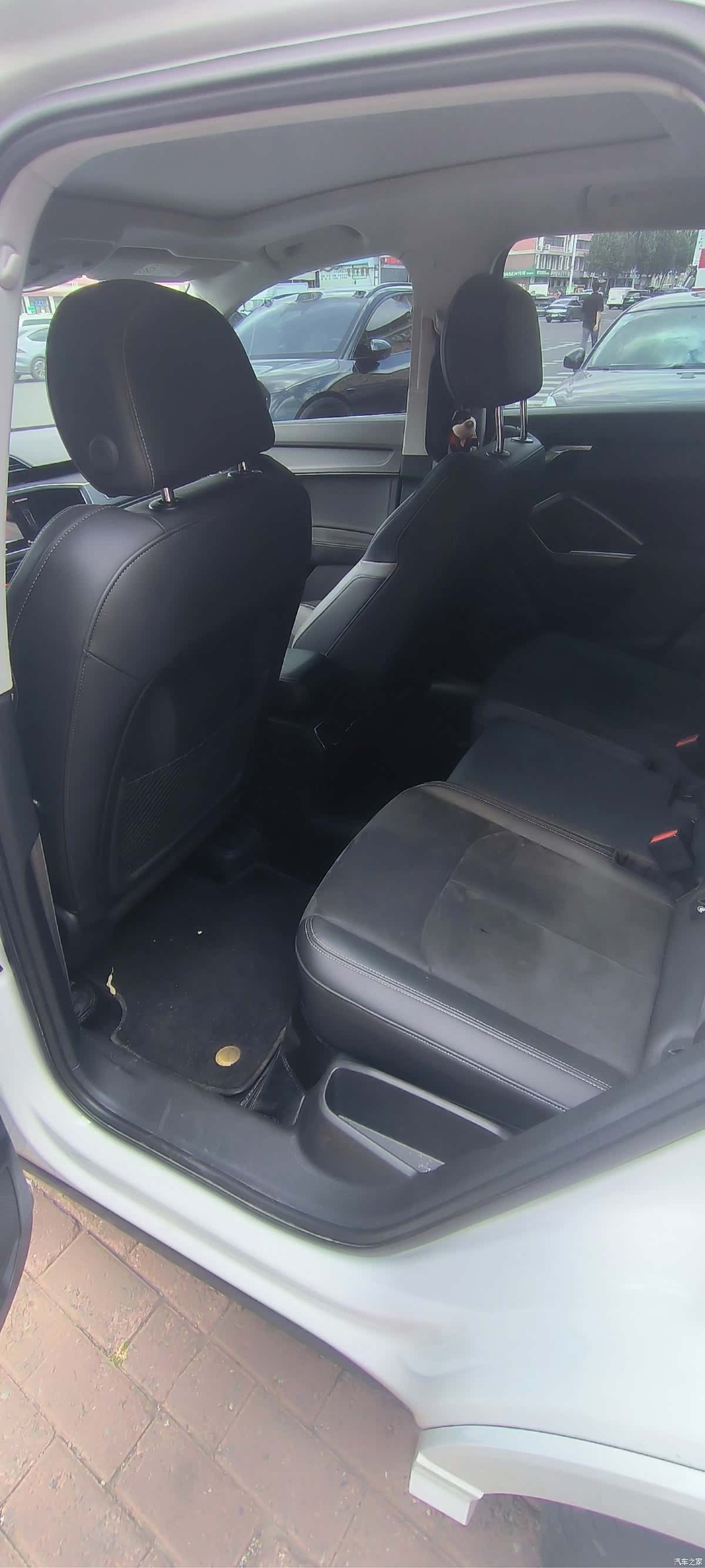 Audi Q3, 2022 9