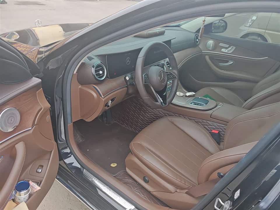 Mercedes-Benz E-class Mercedes-Benz E-class