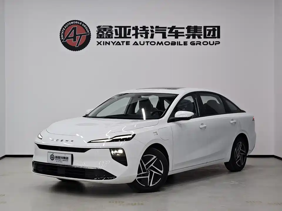 Roewe D6