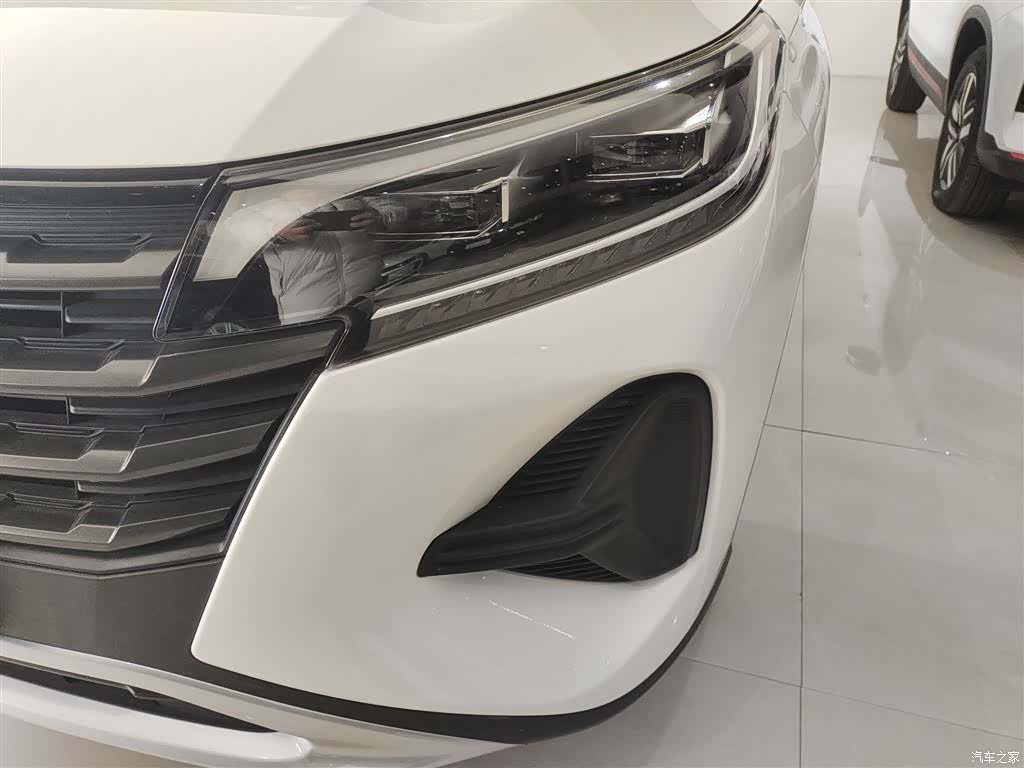 GAC GS4, 2019 15