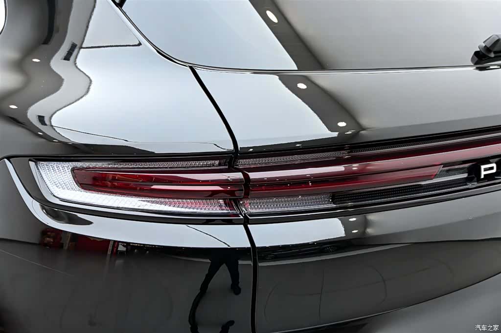 Porsche Cayenne, 2025 10