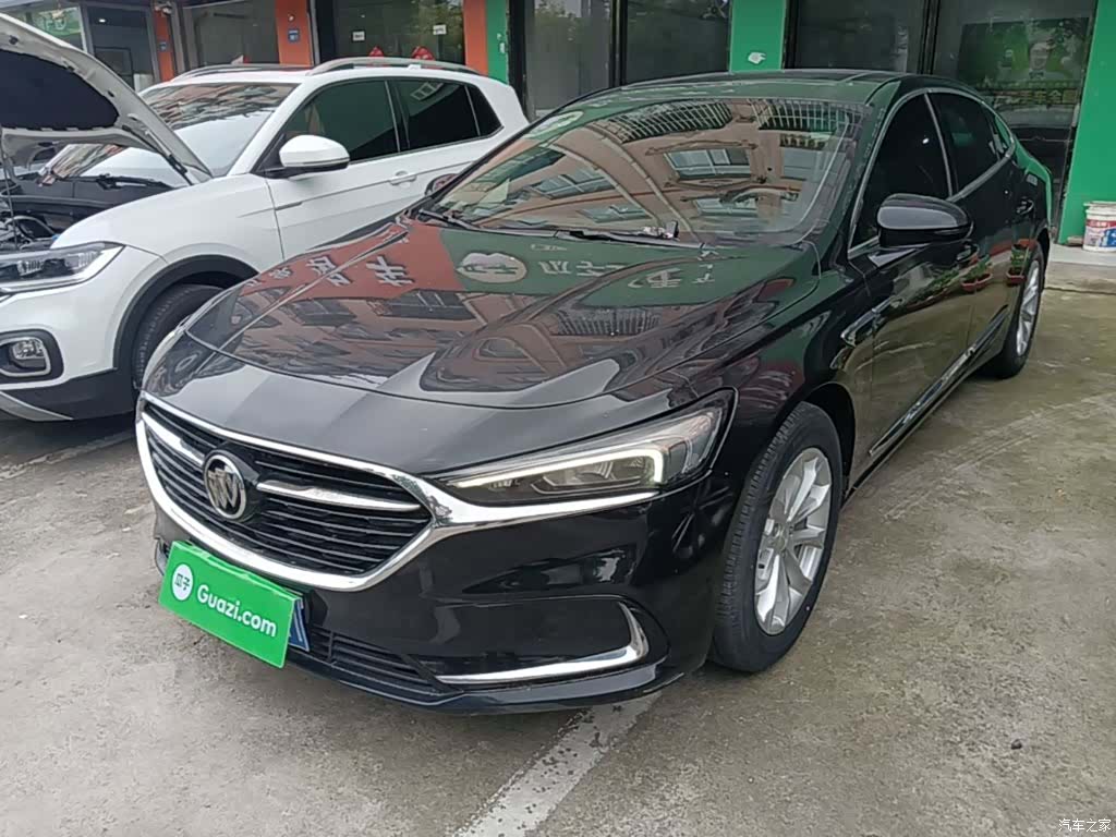 Buick LaCrosse, 2022 1