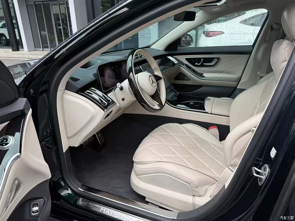 Maybach S-Class, 2024 4