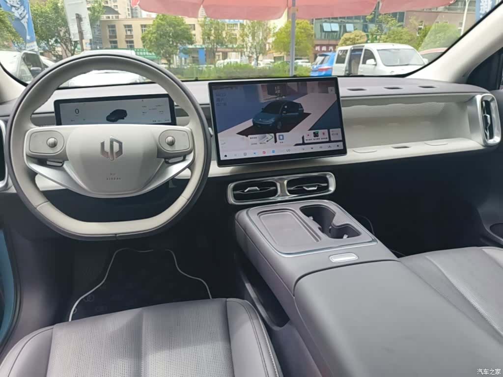 Leapmotor B01, 2025 10