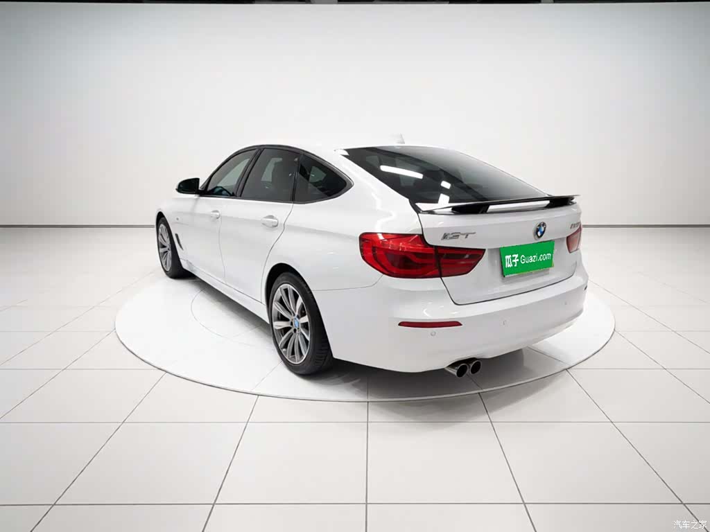BMW 3 Series, 2017 все фото