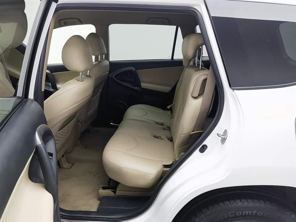 Toyota RAV4 Rongfang