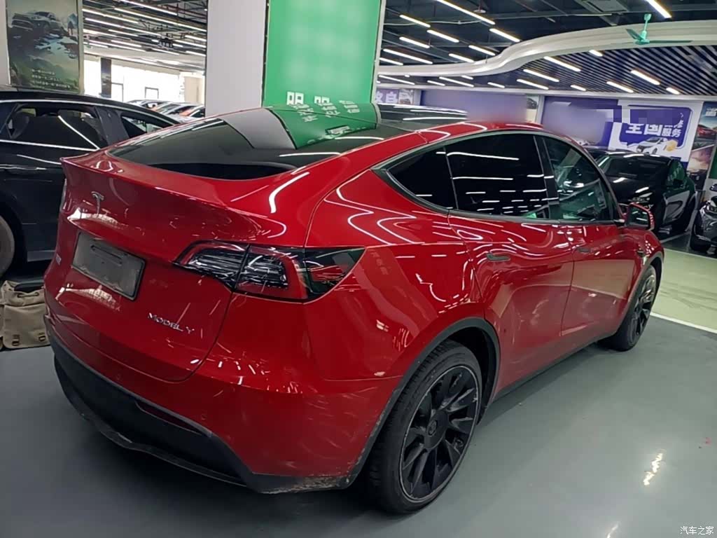 Tesla Model Y, 2022 7