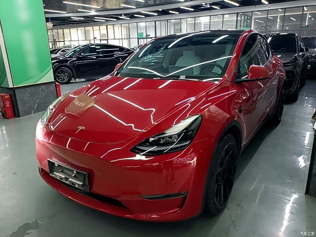 Tesla Model Y, 2022 1