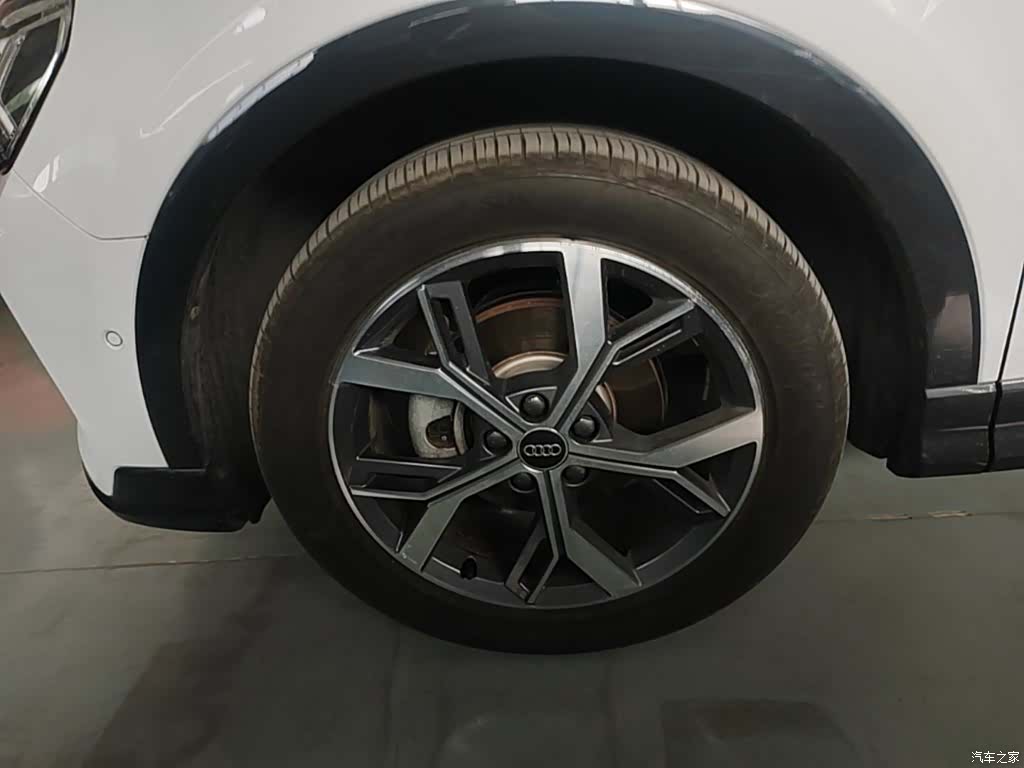 Audi Q3, 2024 23