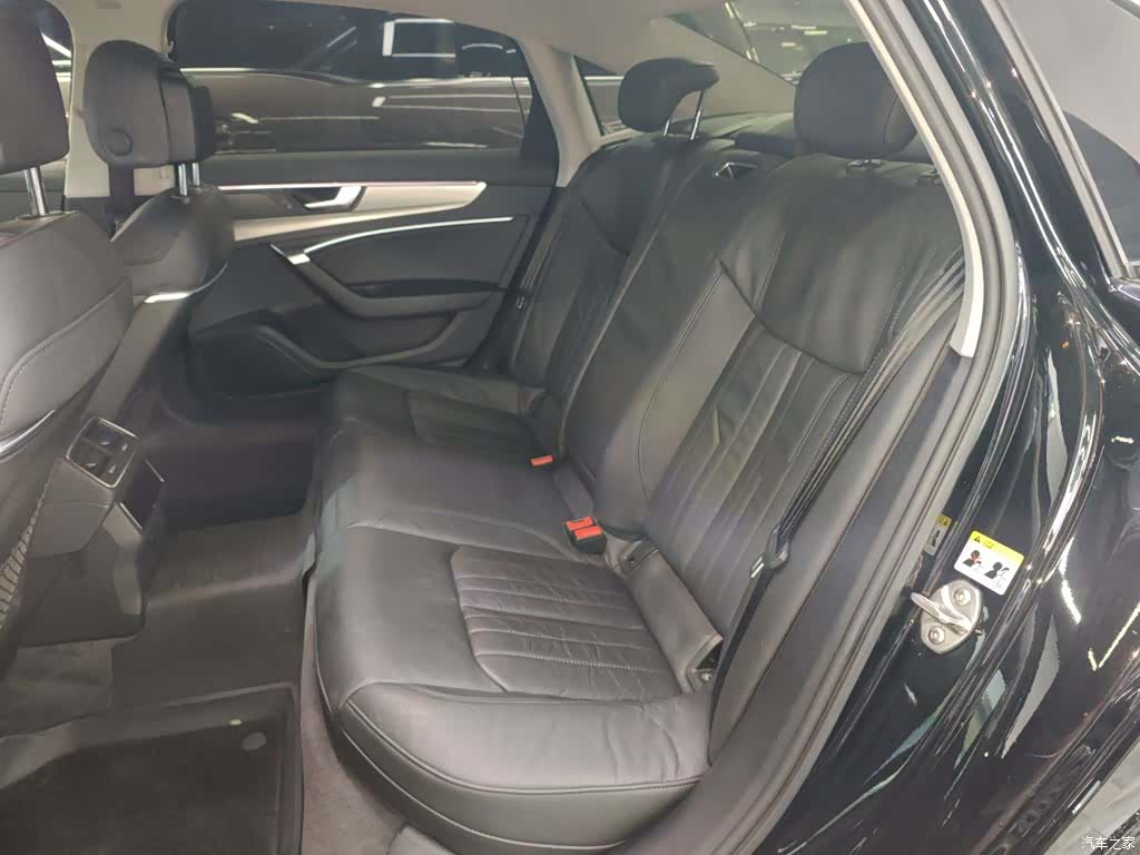 Audi A6L, 2020 13