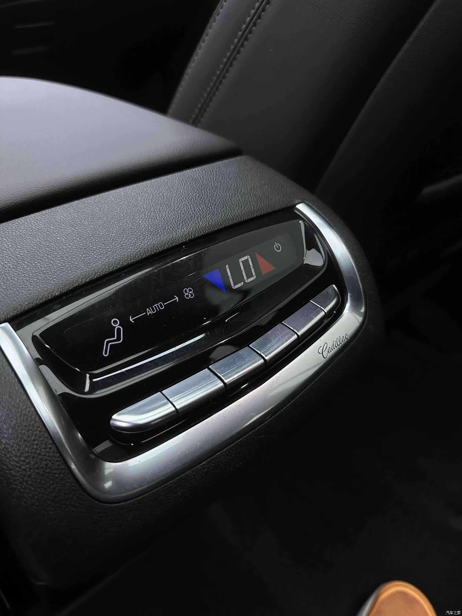 Cadillac XT6, 2019 13