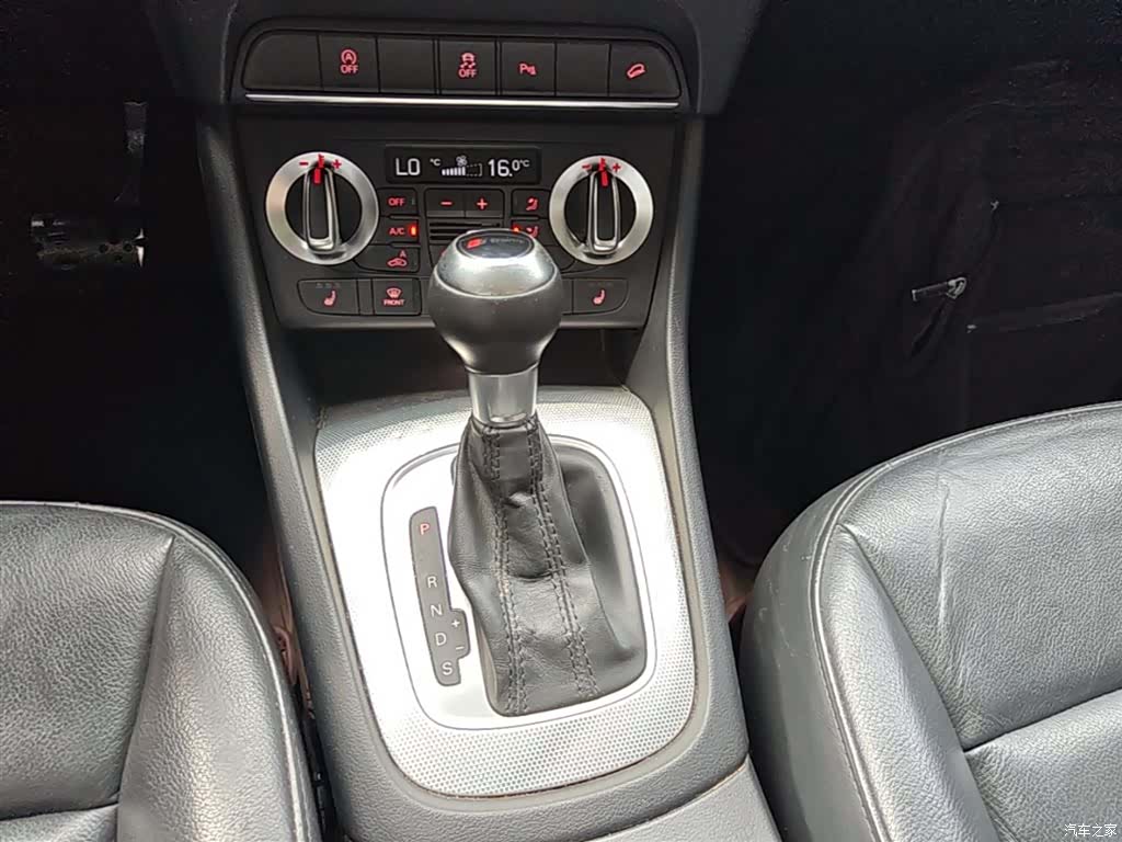 Audi Q3, 2015 14