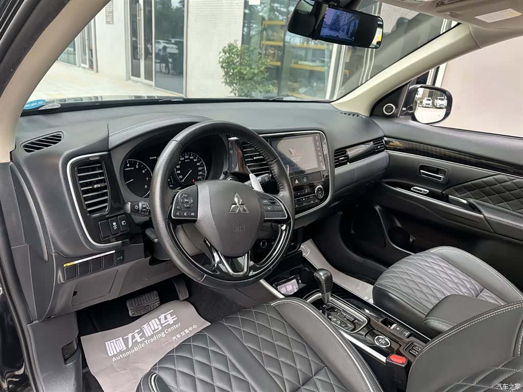 Mitsubishi Outlander, 2022 8
