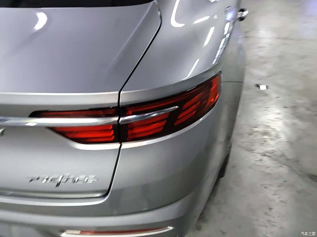 Geely Preface, 2022 8