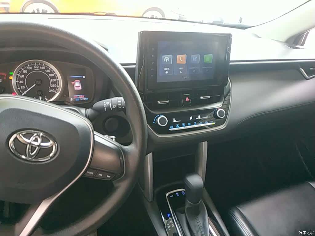 Toyota Frontlander, 2023 10