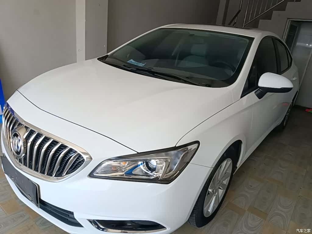 Buick Verano, 2017 1