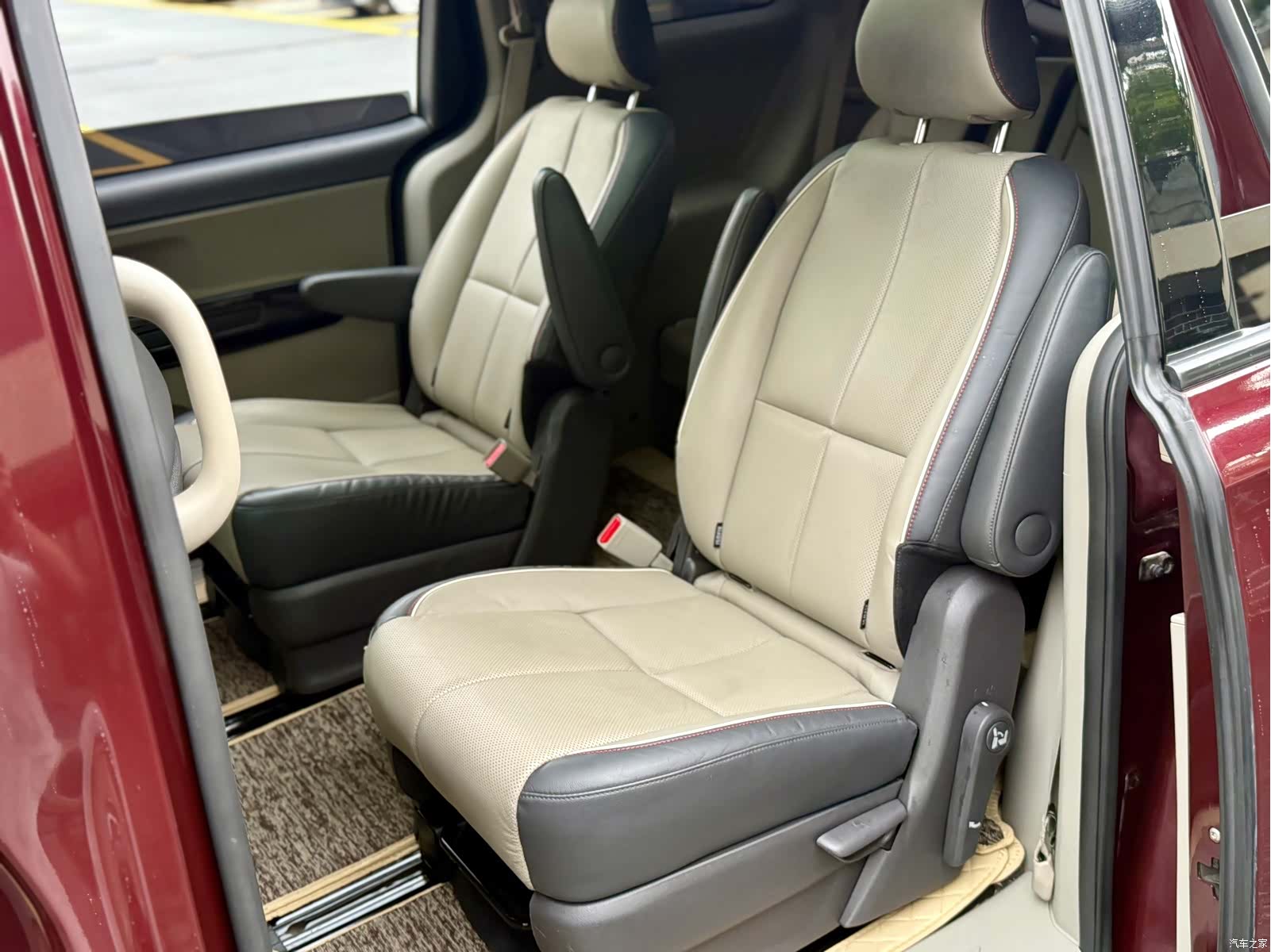 Kia Carnival, 2016 14