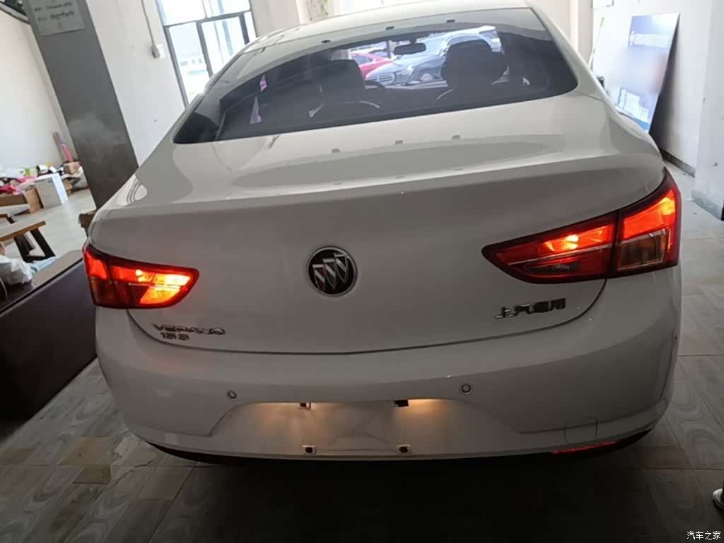 Buick Verano, 2017 4