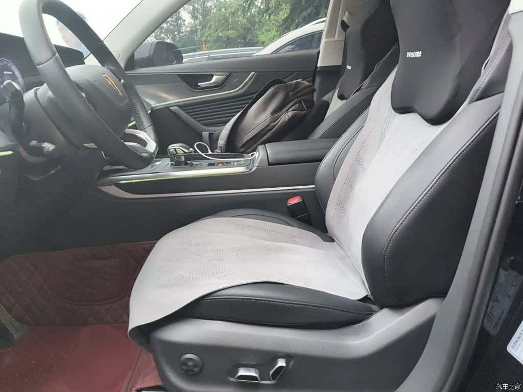 Hongqi HS5, 2024 8