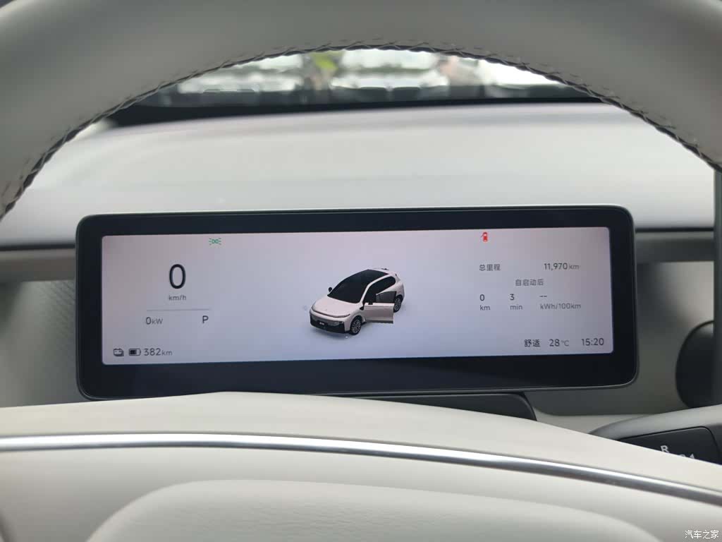 Leapmotor B10, 2025 12