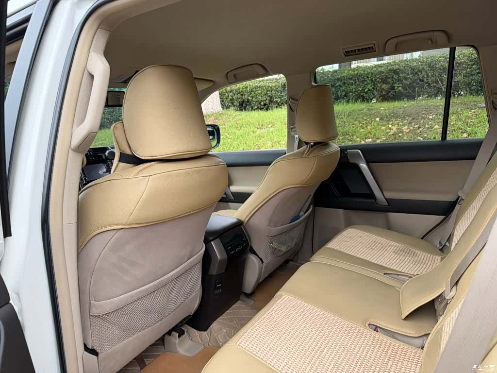 Toyota Prado, 2012 11