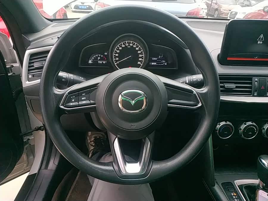 Mazda CX-4 2019, фото 10