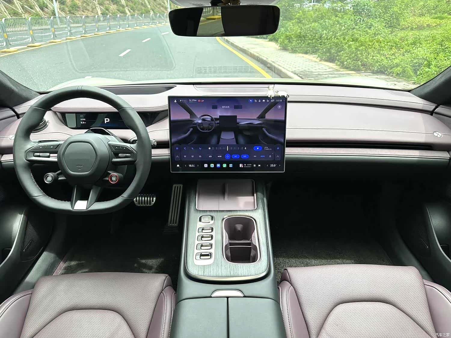 Xiaomi SU7, 2025 6