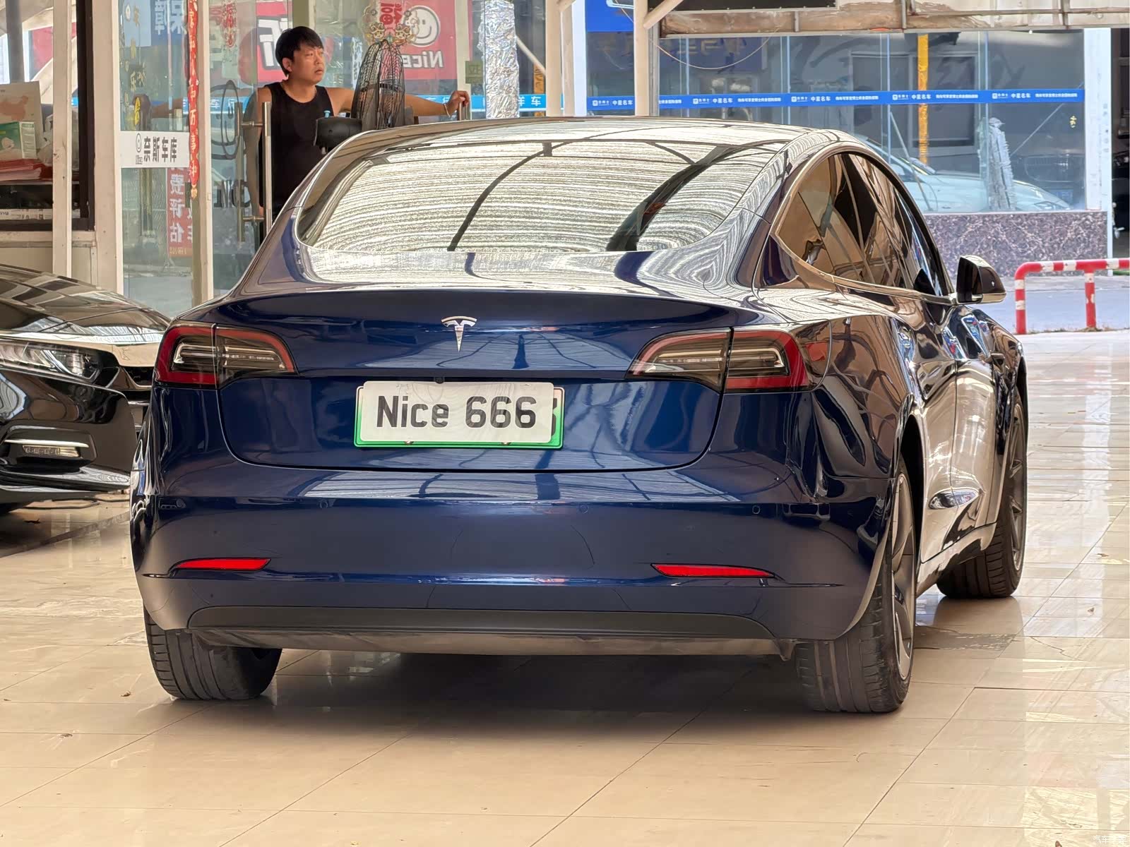 Tesla Model 3, 2020 6