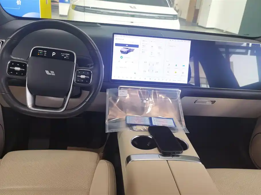 Li Auto Ideal L6