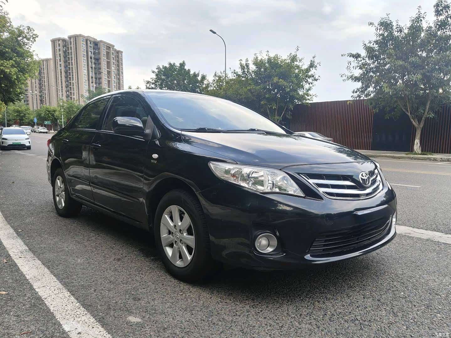 Toyota Corolla, 2011 3