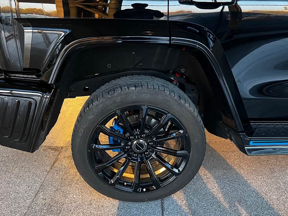 CrossBoundary Co-creation tank 300