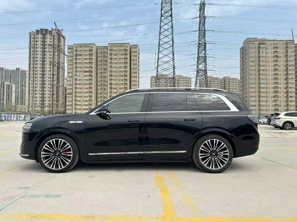 AITO Ask the world M9