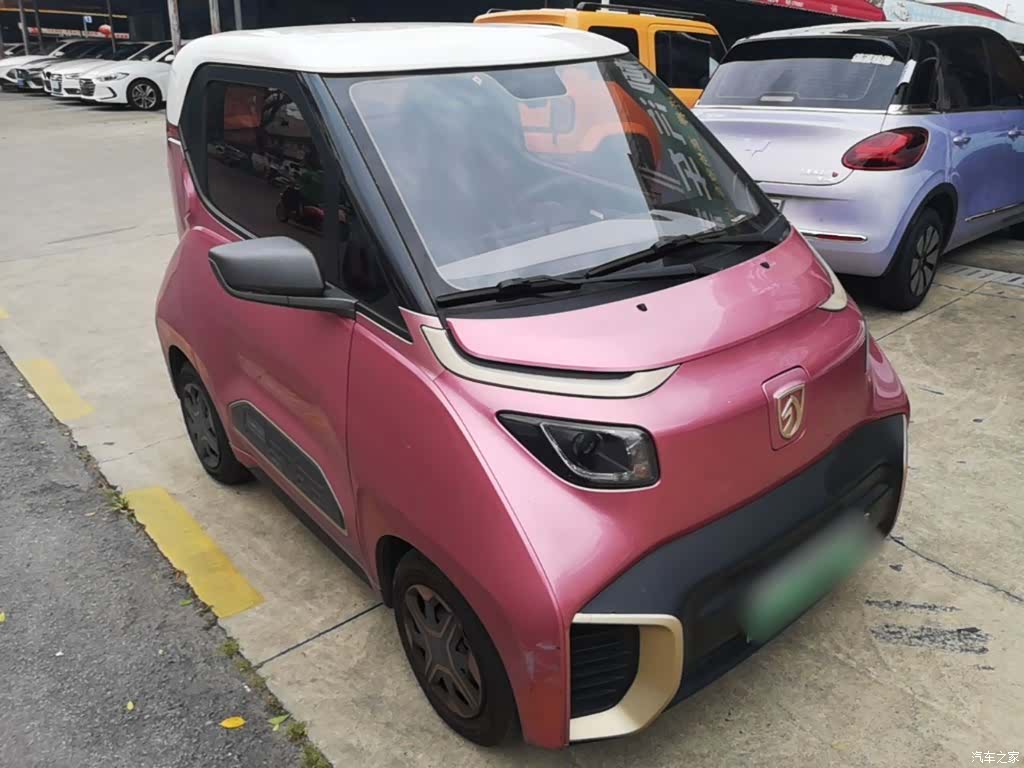 Wuling E200, 2019 4