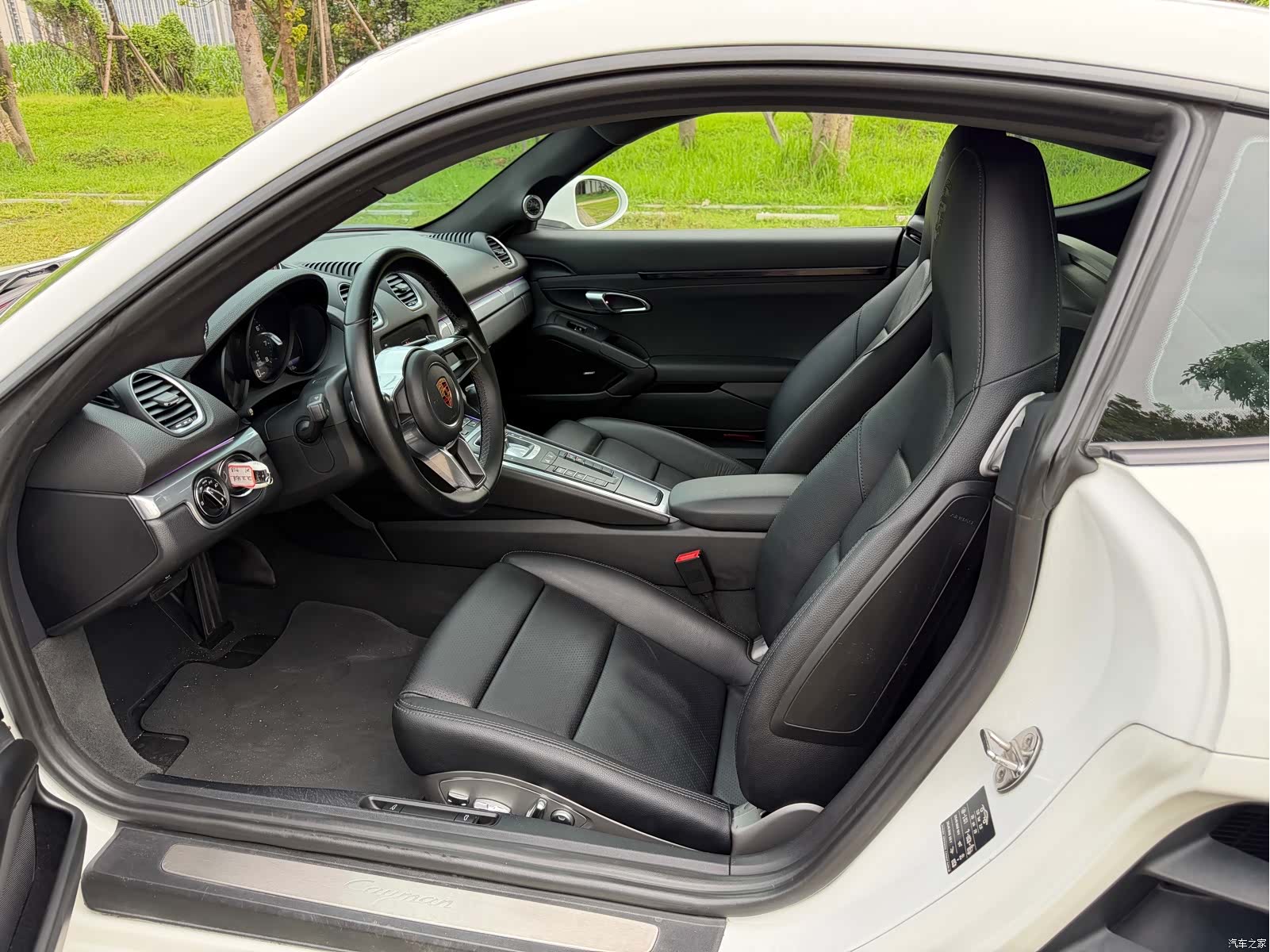 Porsche Cayman, 2018 10