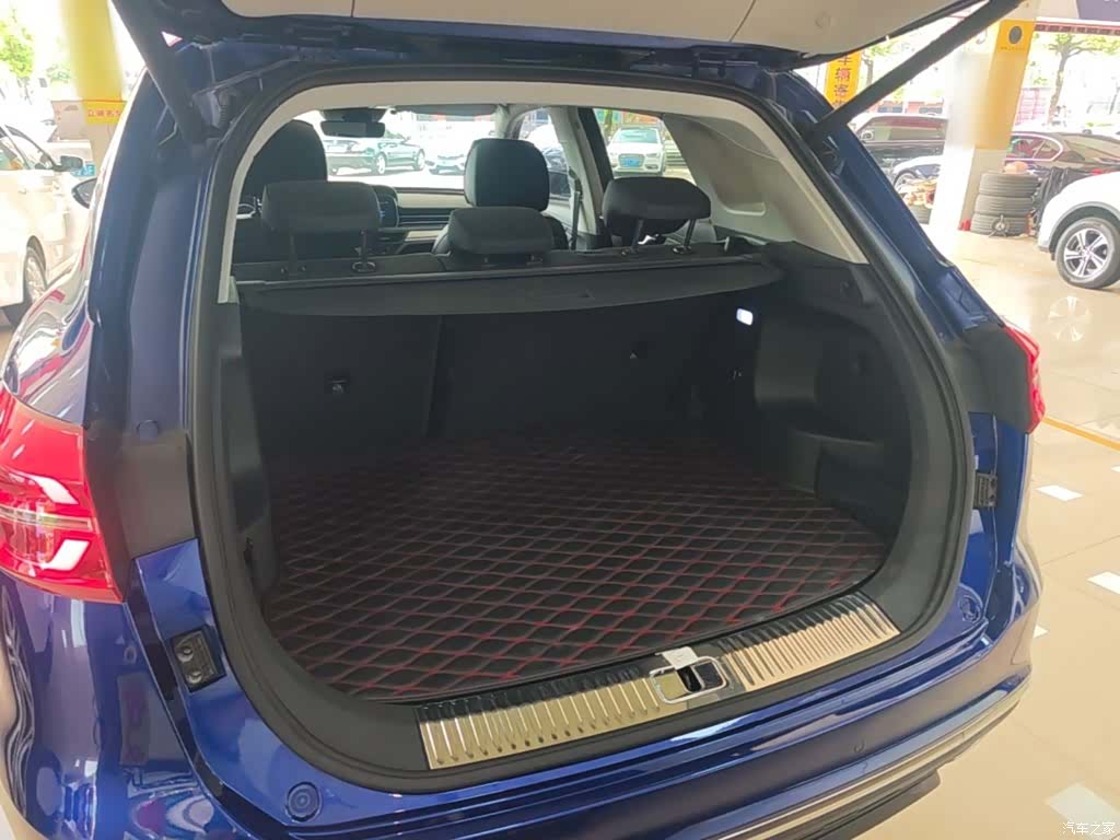 Hongqi HS5, 2022 19