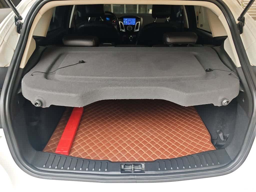 Ford Focus, 2016 19