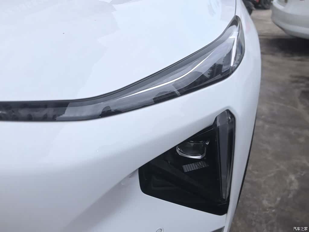 Geely Galaxy L7, 2025 24
