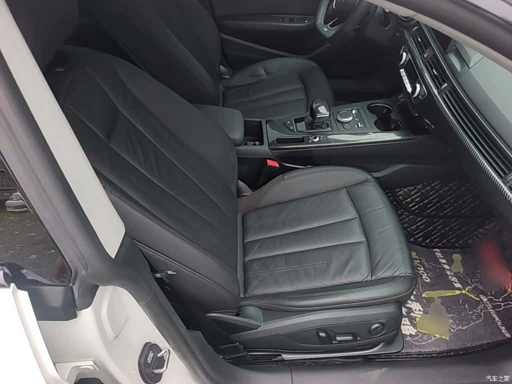 Audi A5, 2021 25