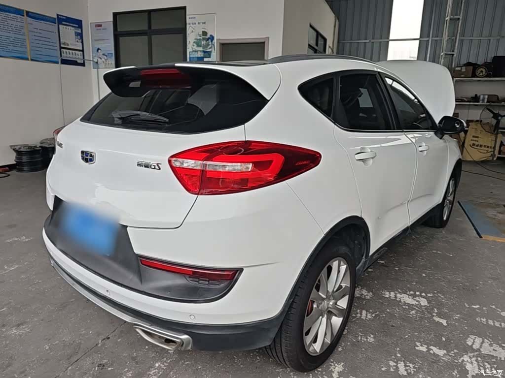 Geely Emgrand, 2019 7