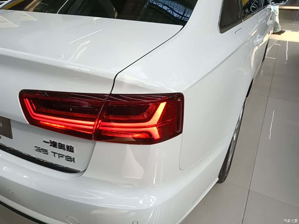 Audi A6L, 2018 24