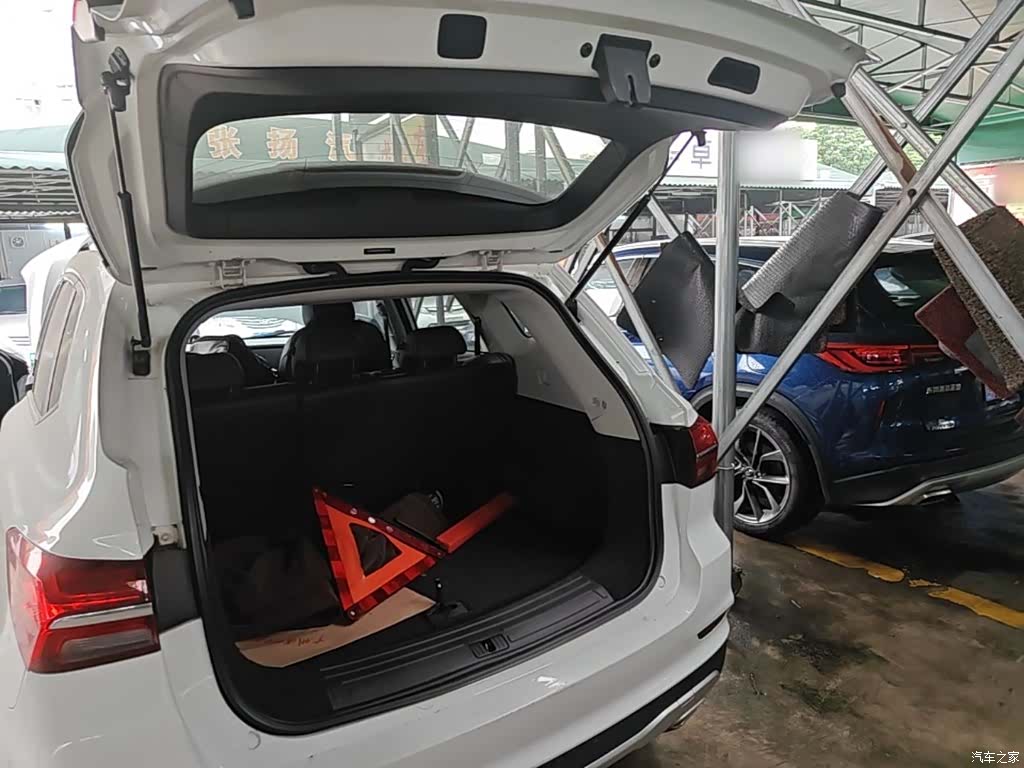 Roewe RX5, 2020 19