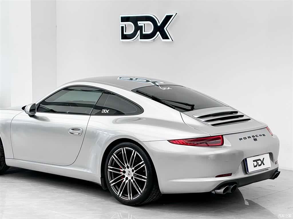 Porsche 911, 2016 8