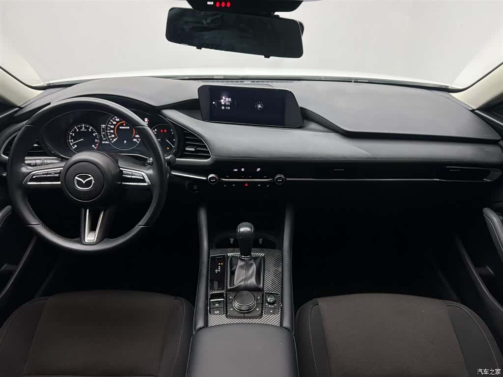 Mazda Mazda3, 2021 9