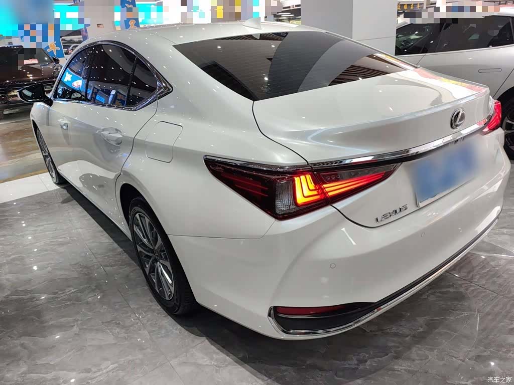 Lexus ES, 2024 23
