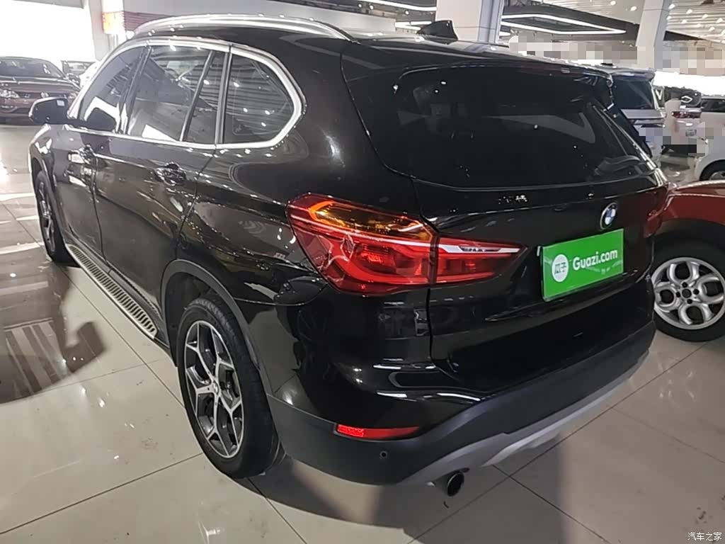 BMW X1, 2018 все фото